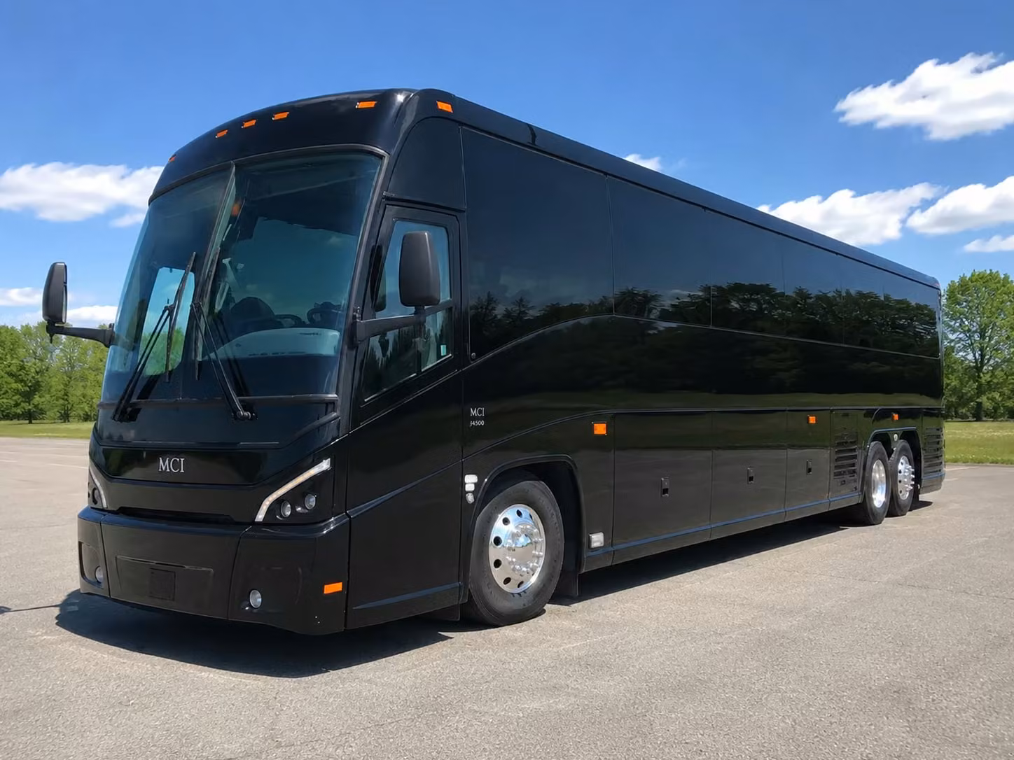 airport transfer shuttles to montgomery regional airport and beyond